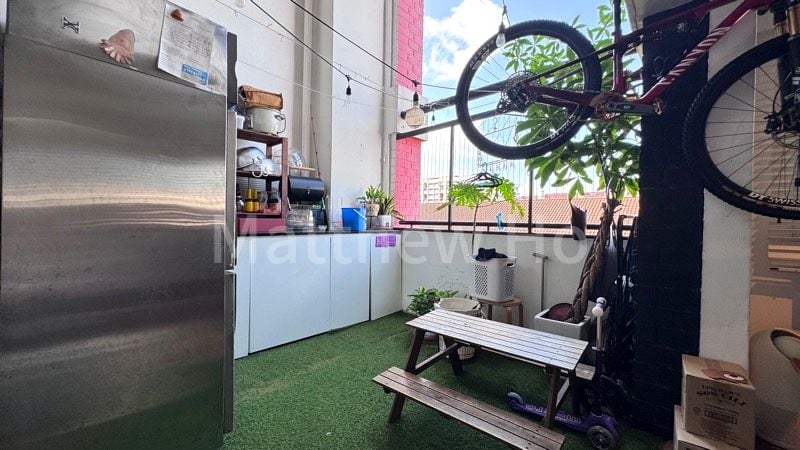 Maisonette HDB for Sale in  446 Hougang Avenue 8 - Image 6