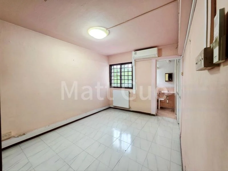 4 Room (4NG) HDB for Sale in  607 Ang Mo Kio Avenue 4 - Image 5