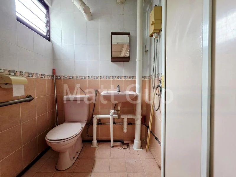 4 Room (4NG) HDB for Sale in  607 Ang Mo Kio Avenue 4 - Image 6
