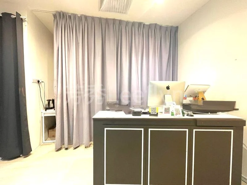 Shop / Shophouse for Rent: Square 2 - Image 2