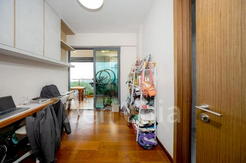 4 Bed Condo for Rent in  Normanton Park - Image 4