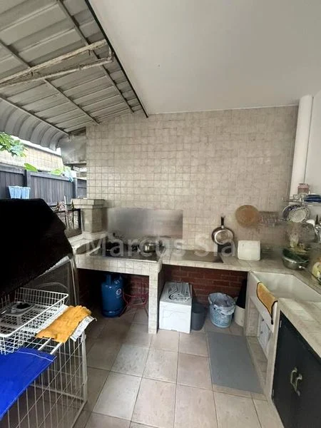 Common Room (Landed) for Rent in Lock+Store Chai Chee - Image 13