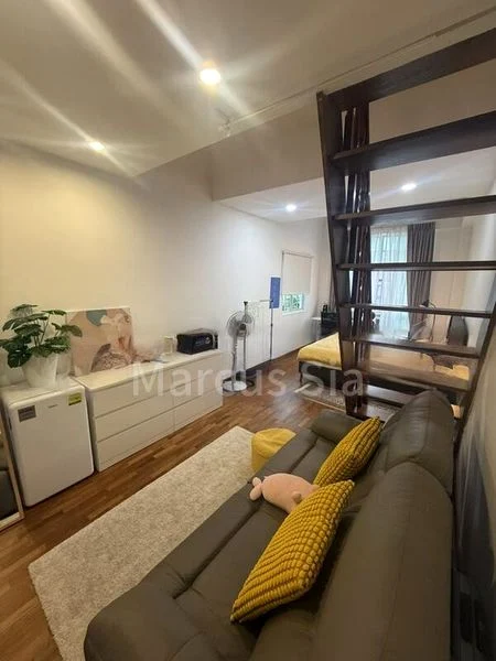 Common Room (Landed) for Rent in Lock+Store Chai Chee - Image 4