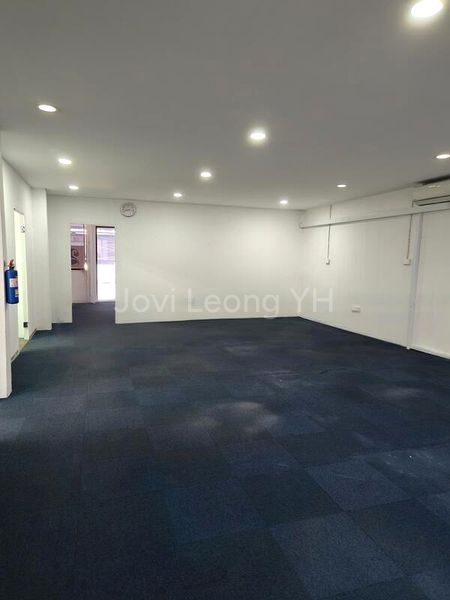 Light Industrial (B1) for Rent: Senang Crescent - Image 2