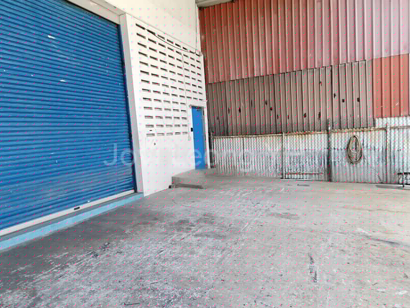 Light Industrial (B1) for Rent: Senang Crescent - Image 5