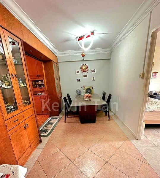 4 Room (4A) HDB for Sale in 217 Choa Chu Kang Central - Image 4