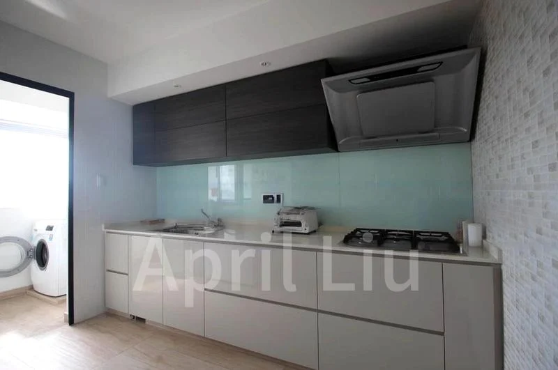 4 Room (4I) HDB for Rent in  208A Clementi Avenue 6 - Image 1