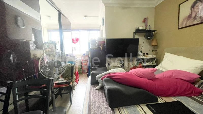 5 Room (5I) HDB for Sale in 977 Jurong West Street 93 - Image 3