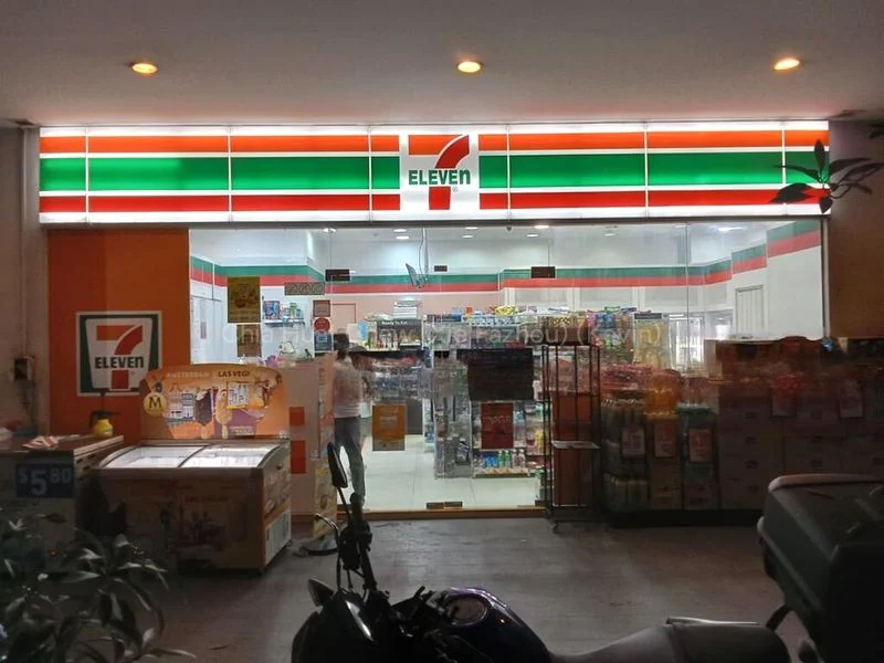 Shop / Shophouse for Rent: Suites @ Kovan - Image 1