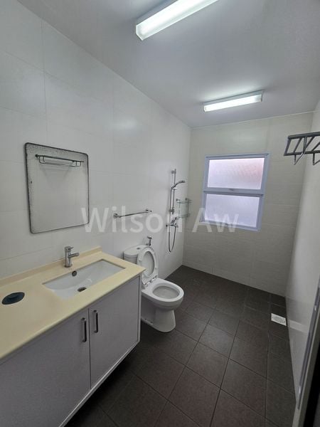 4 Bed Terraced House (Landed) for Rent in  Rambai Road - Image 27