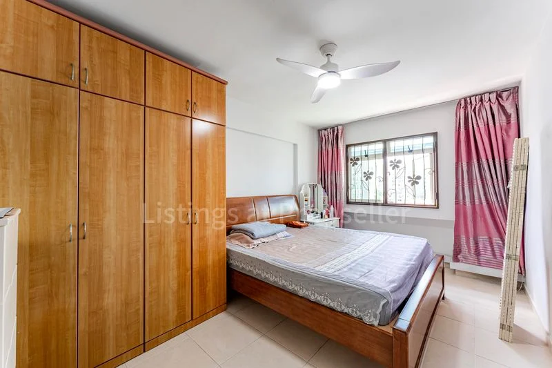 5 Room (5I) HDB for Sale in 105D Edgefield Plains - Image 7