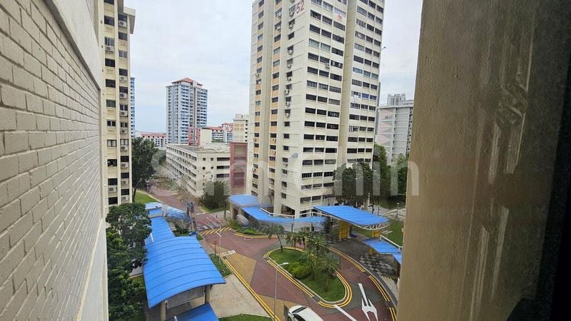 Common Room (HDB) for Rent in  55 Telok Blangah Drive - Image 5