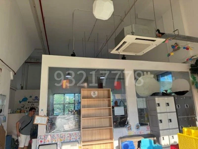 Light Industrial (B1) for Rent: Tradehub 21 - Image 2