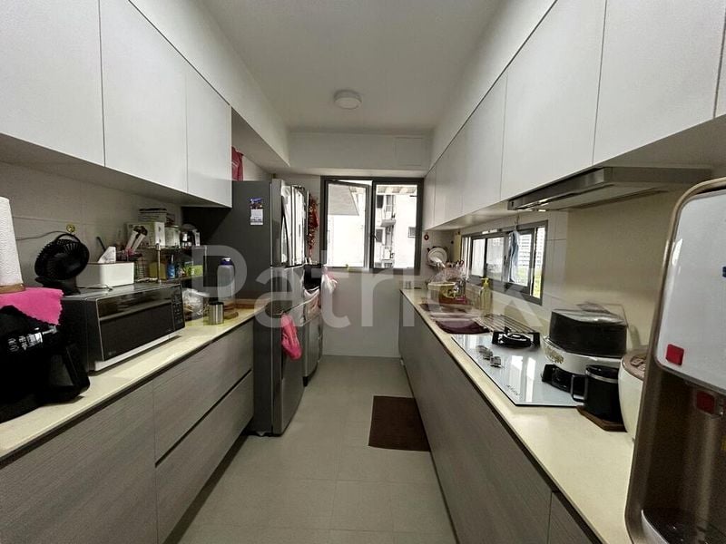 Premium HDB for Sale in  138C Yuan Ching Road - Image 8