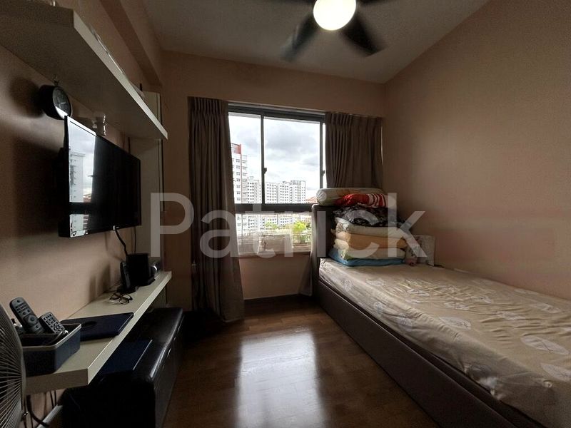Premium HDB for Sale in  138C Yuan Ching Road - Image 5