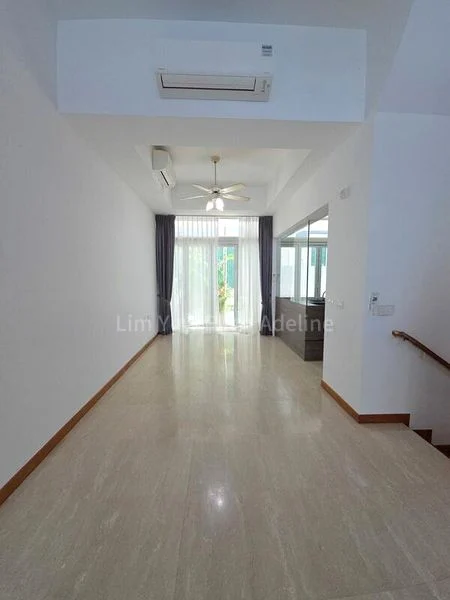5 Bed Cluster House (Landed) for Sale in  Cabana - Image 5