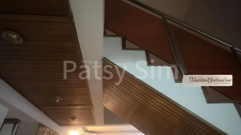 Maisonette HDB for Sale in  556 Jurong West Street 42 - Image 1