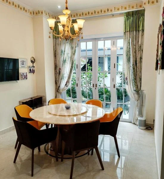 5 Bed Bungalow (Landed) for Sale in  One Chiltern - Image 2