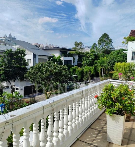 5 Bed Bungalow (Landed) for Sale in  One Chiltern - Image 1