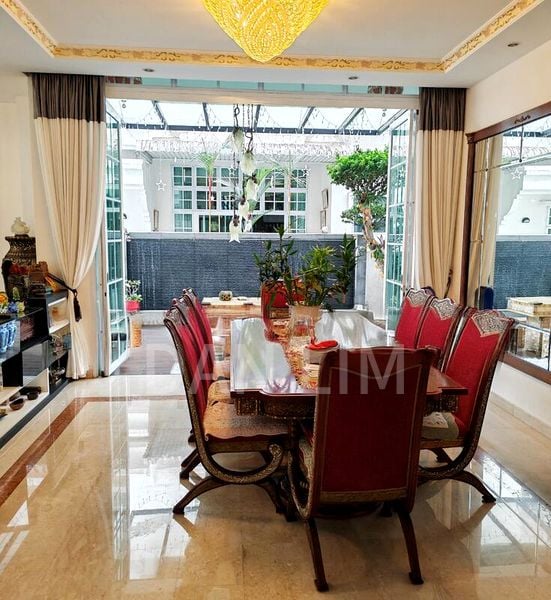 5 Bed Bungalow (Landed) for Sale in  One Chiltern - Image 11