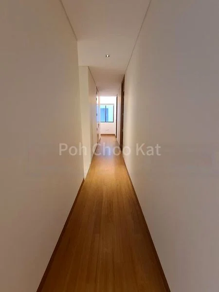 3 Bed Condo for Rent in  19 Balmoral - Image 12