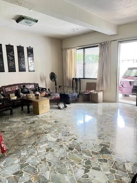 4 Bed Terraced House (Landed) for Sale in  Sennett Estate - Image 1