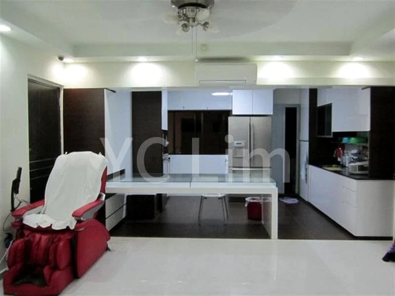 Common Room (HDB) for Rent in  826 Tampines Street 81 - Image 1