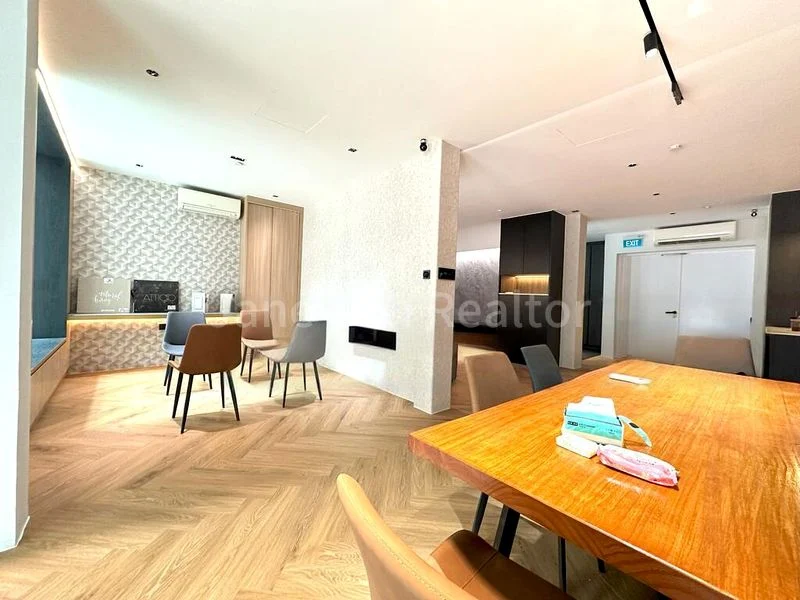 Light Industrial (B1) for Sale: Oxley BizHub - Image 1