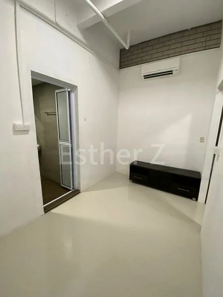 1 Bed Walk-up Apartment (Condo) for Rent in  Canberlin Lodge - Image 10