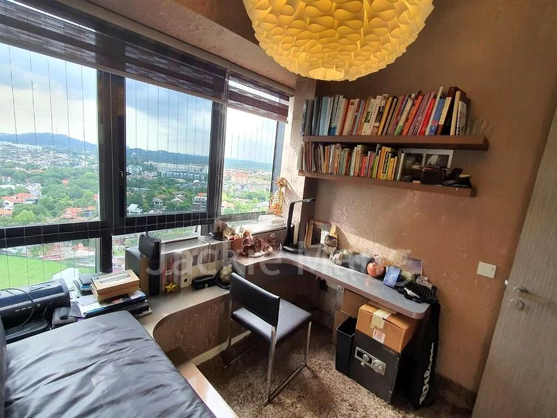 3 Bed Condo for Sale in  D'leedon - Image 11