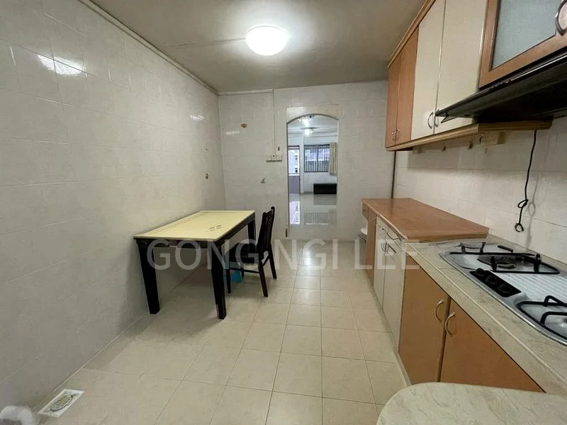 4 Room (4NG) HDB for Rent in  120 Ang Mo Kio Avenue 3 - Image 8
