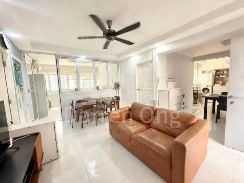 4 Room (4A) HDB for Sale in  496B Tampines Street 43 - Image 1