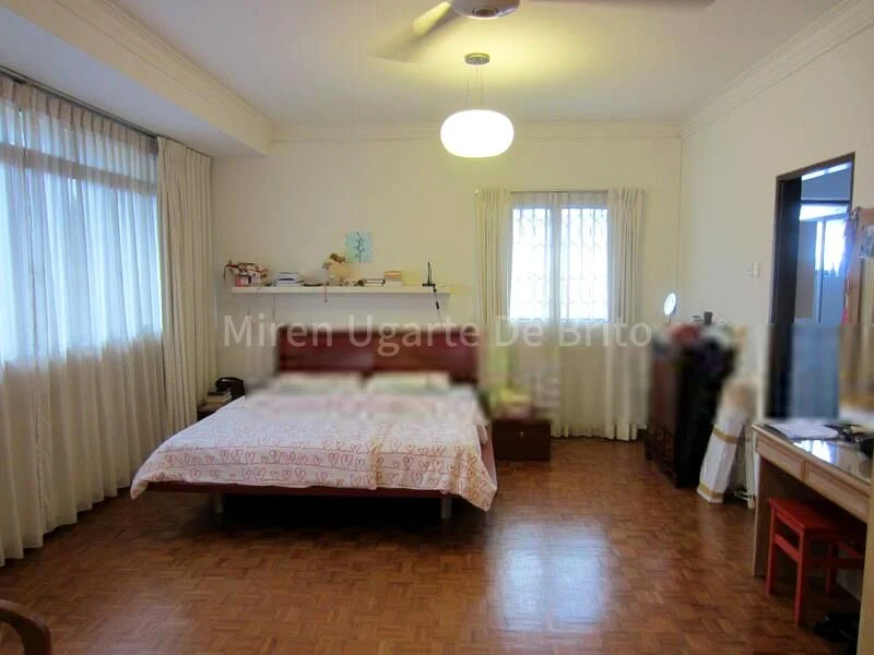 4 Bed Semi-Detached House (Landed) for Rent in Tanglin Hill Villas - Image 6
