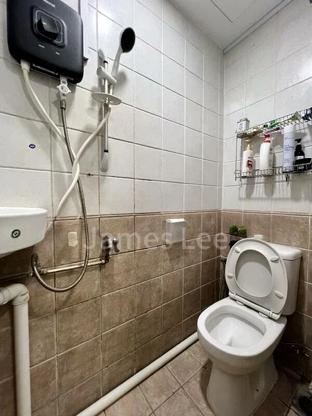 Common Room (Condo) for Rent in  The Sunny Spring - Image 9