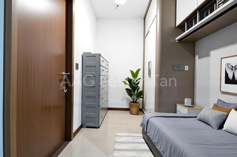 2 Bed Condo for Sale in  Normanton Park - Image 8