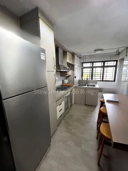 3 Room (3I) HDB for Sale in  35 Teban Gardens Road - Image 4