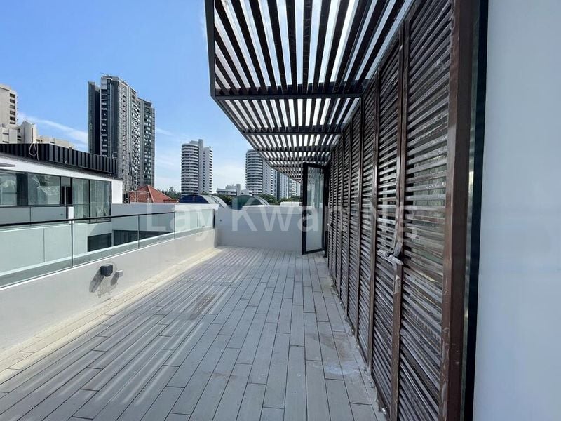 6 Bed Bungalow (Landed) for Rent in  East Coast Hill - Image 4