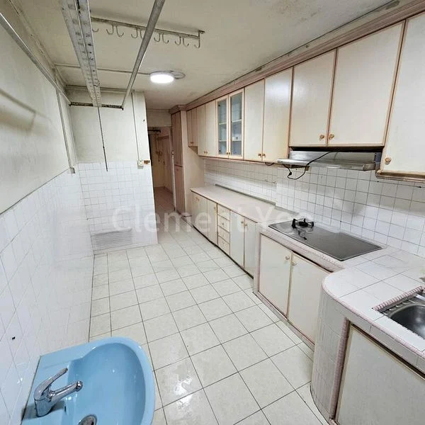 4 Room (4S) HDB for Sale in  720 Yishun Street 71 - Image 3