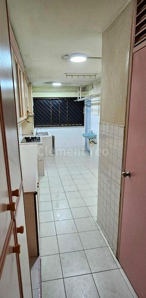 4 Room (4S) HDB for Sale in  720 Yishun Street 71 - Image 7