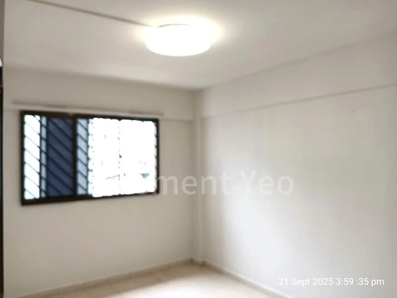 4 Room (4S) HDB for Sale in  720 Yishun Street 71 - Image 11