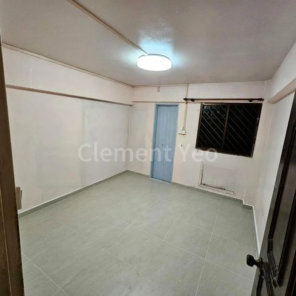 4 Room (4S) HDB for Sale in  720 Yishun Street 71 - Image 6