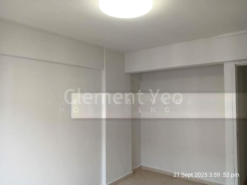 4 Room (4S) HDB for Sale in  720 Yishun Street 71 - Image 12