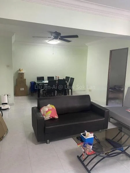 Executive HDB for Rent in  291C Compassvale Street - Image 5