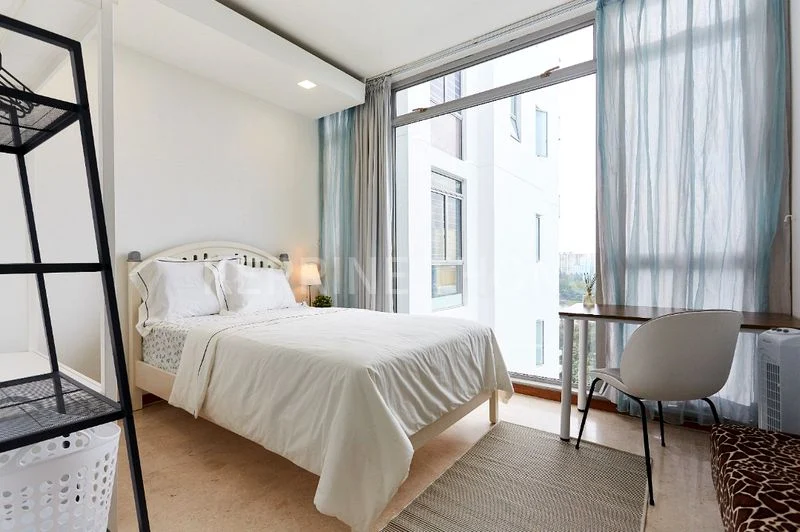 Common Room (Condo) for Rent in  The Lakeshore - Image 1