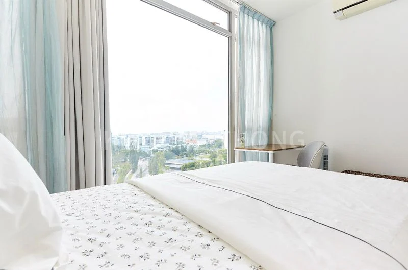 Common Room (Condo) for Rent in  The Lakeshore - Image 3