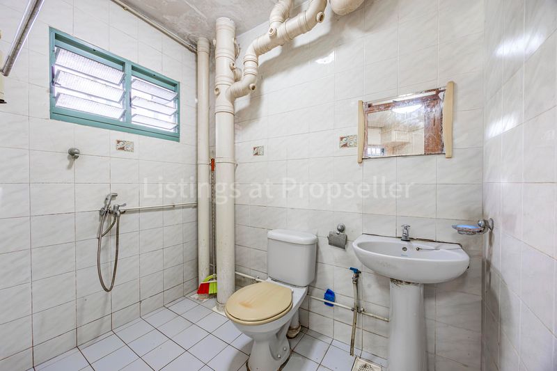 Executive HDB for Sale in 453 Choa Chu Kang Avenue 4 - Image 9