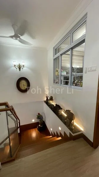 Maisonette HDB for Sale in  834 Yishun Street 81 - Image 4