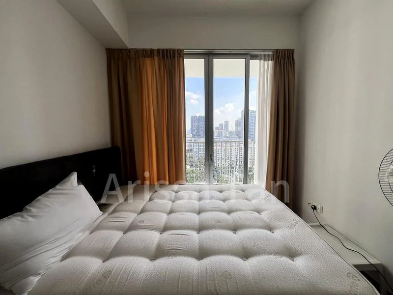 3 Bed Condo for Rent in  The Parc Condominium - Image 2