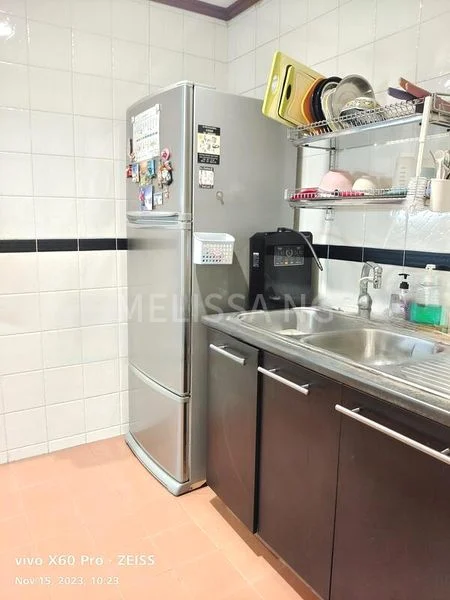 Room (Condo) for Rent in  Meralodge - Image 4