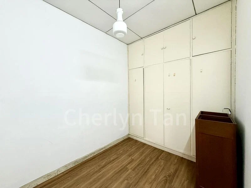 5 Bed Bungalow (Landed) for Sale in  Clementi Park - Image 4